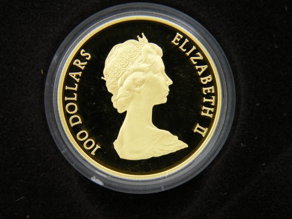 Gouden $ 100 Canada munt half troy ounce goud 1982